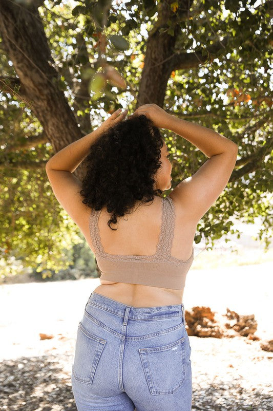 Curvy Lace Trim Padded Bralette