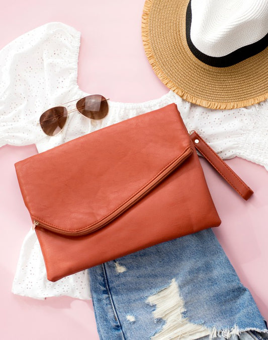 Ariel Envelope Clutch