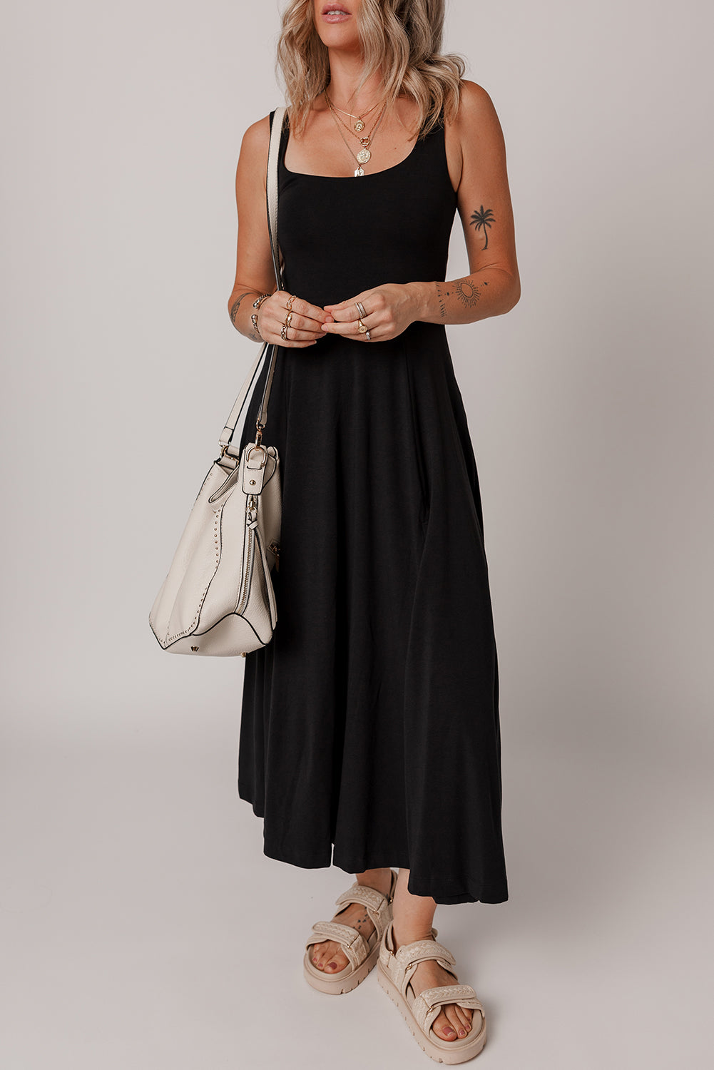 Seasonless Solid Slit Midi Dress