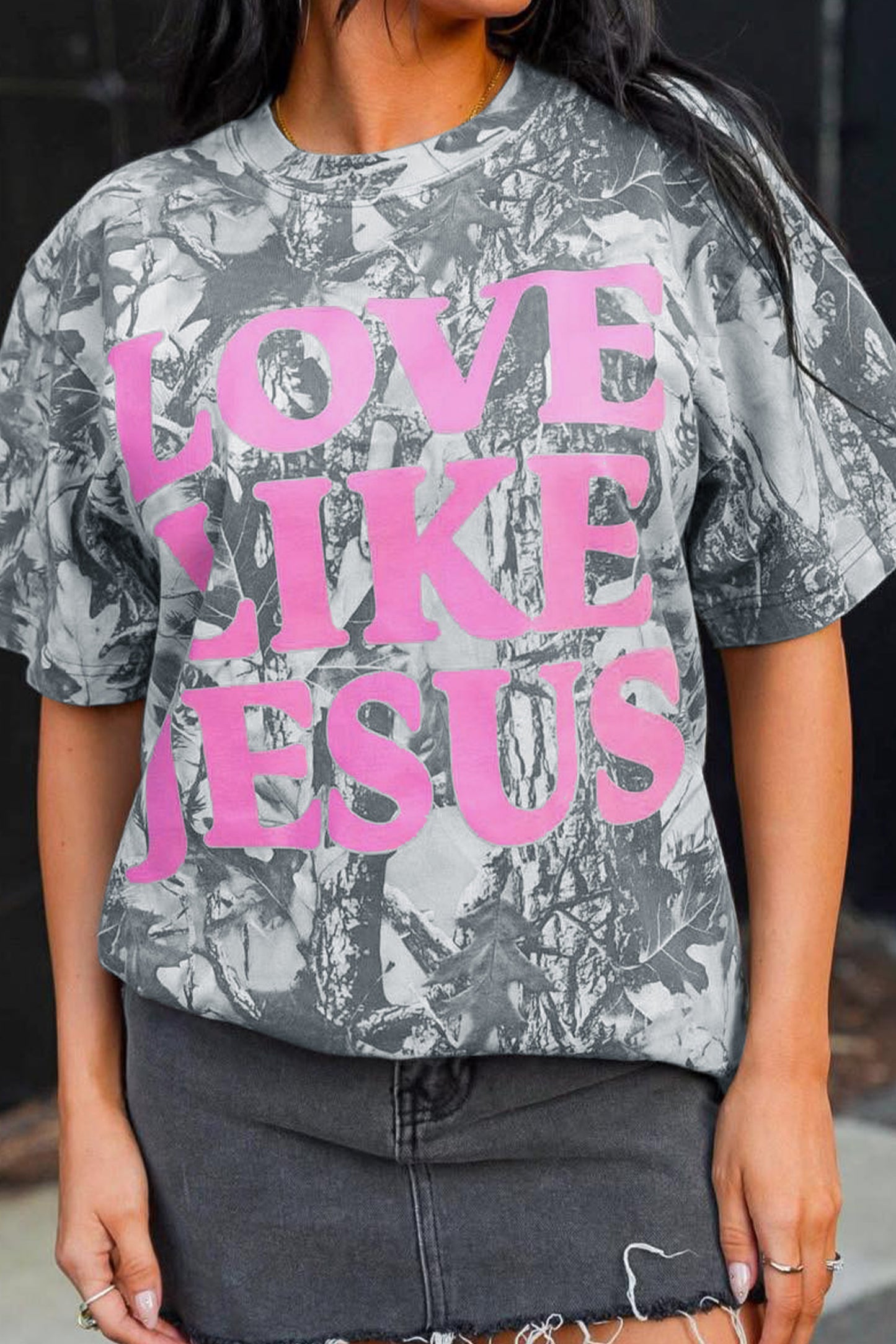 Love Like Jesus Graphic Tee