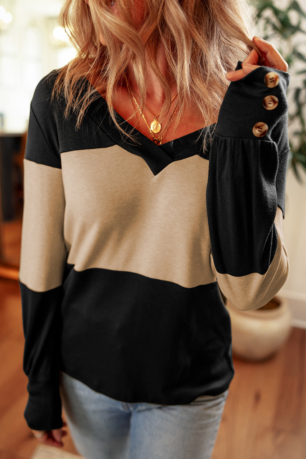 Parchment Colorblock Button Cuff Long Sleeve V Neck Top