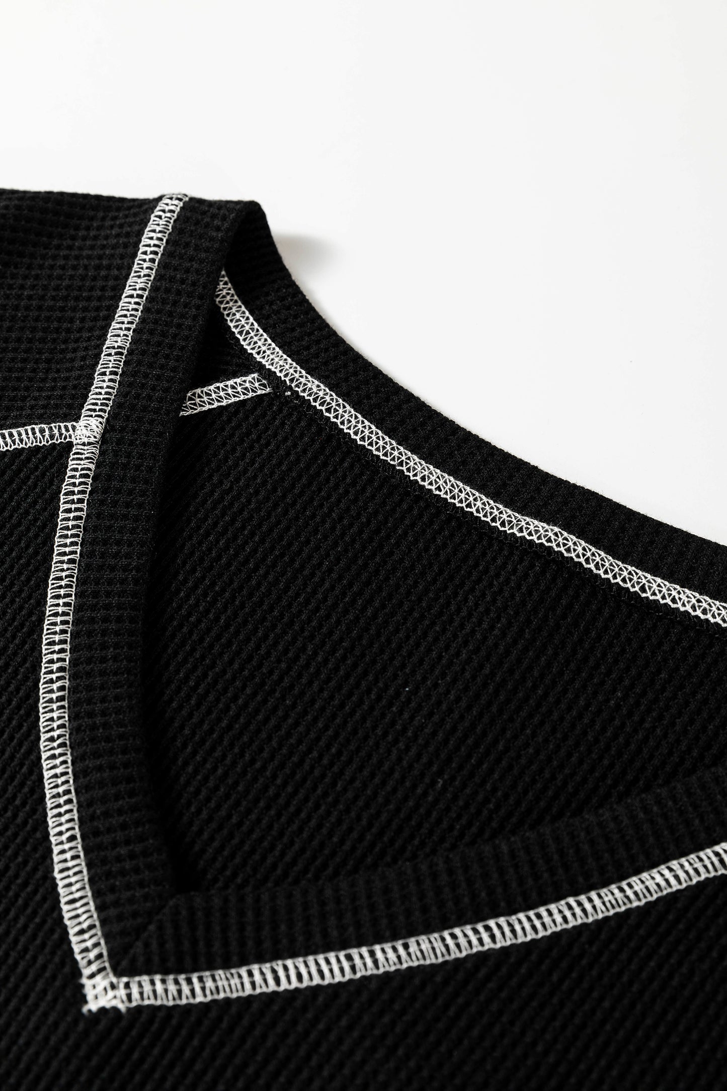 Mia Textured Contrast Trim Tee