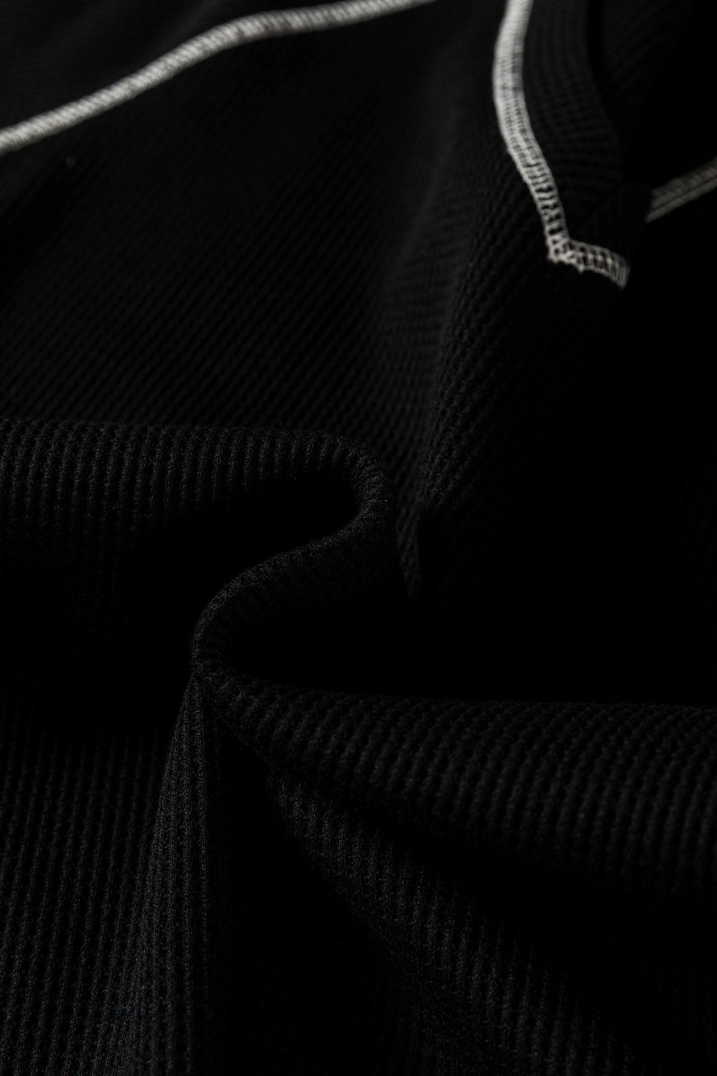 Mia Textured Contrast Trim Tee