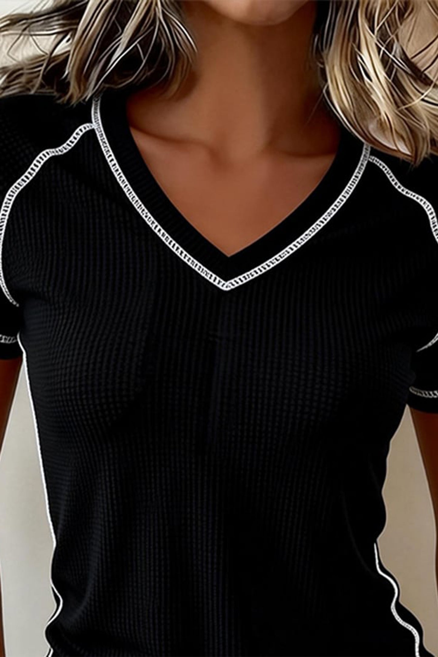Mia Textured Contrast Trim Tee