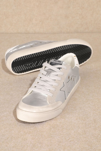 Star Detail Low Top Sneakers