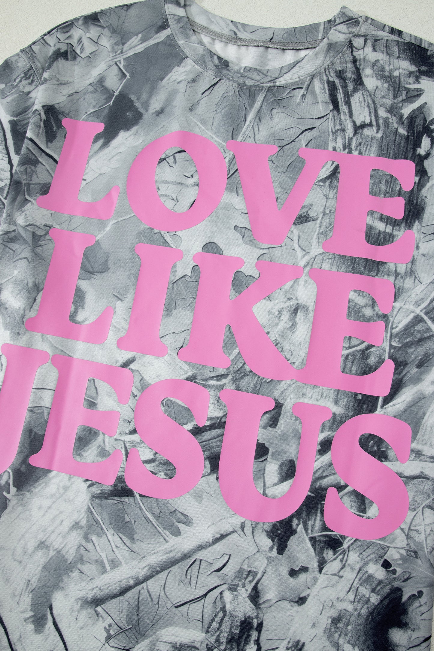 Love Like Jesus Graphic Tee